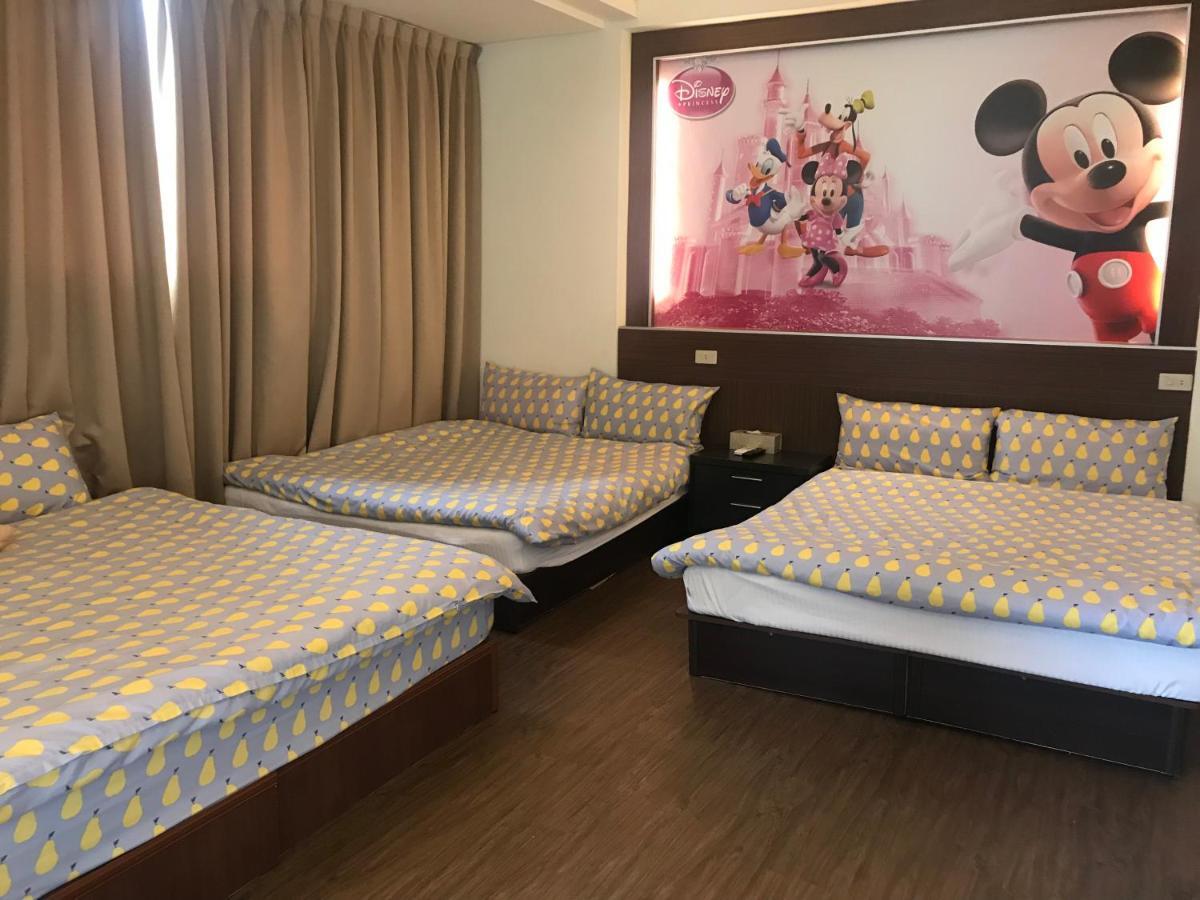 Appartamento Mickey House-Fuxing Taichung Esterno foto