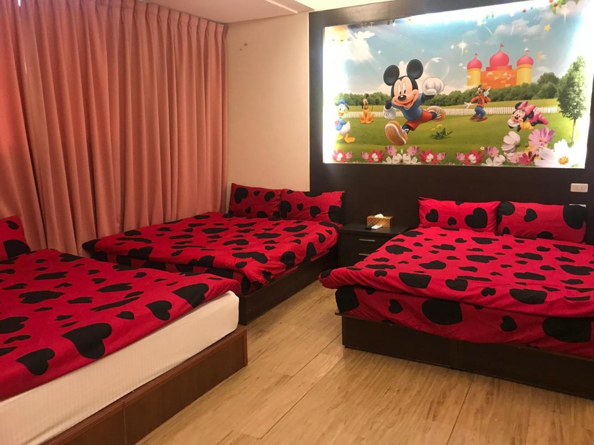 Appartamento Mickey House-Fuxing Taichung Esterno foto