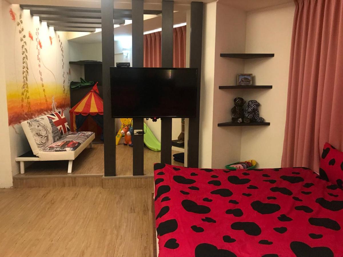 Appartamento Mickey House-Fuxing Taichung Esterno foto