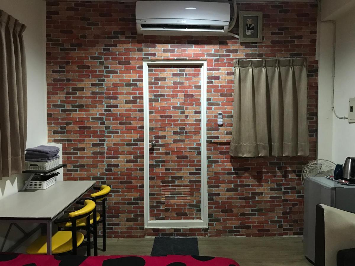 Appartamento Mickey House-Fuxing Taichung Esterno foto